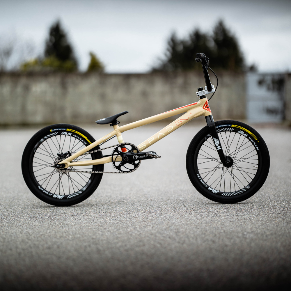 VÉLO COMPLET ALUMINIUM